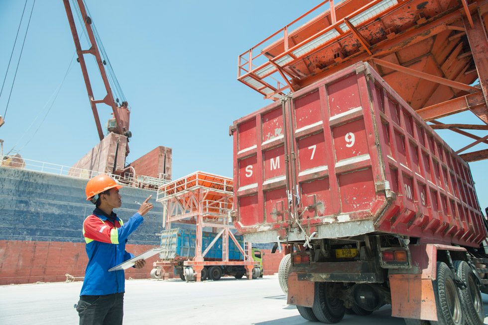 ​JIIPE Gresik工業団地は、特にジャワとインドネシア東部において、国家の産業開発と株式において戦略的な役割を果たしています。